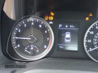2020 Hyundai Elantra SEL z VIN 5NPD84LF4LH564792, wystawiony jako IAAI lot #42490983 z przebiegiem 32 927 mil mil oraz . Historia ofert i sprzedaży dostępna na DreamBid. Obrazek 16.