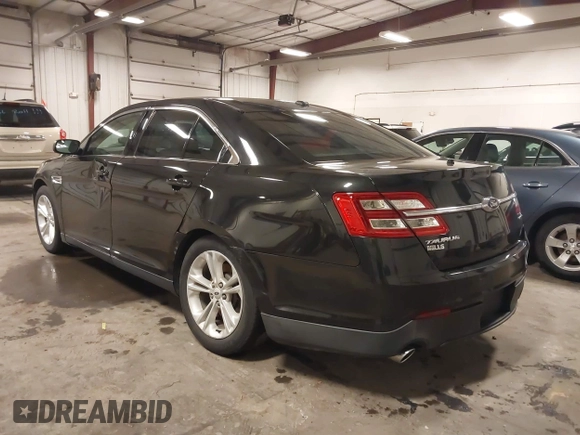 2015 Ford Taurus SE with VIN 1FAHP2D81FG159514, listed as a IAAI auction lot 41641336 with 110,137 mi miles and . Bid and sale history available at carsss.com. Image 3.