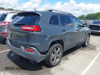 2016 Jeep Cherokee Latitude with VIN 1C4PJLCBXGW284156, listed as a IAAI auction lot 42264152 with 117,327 mi miles and . Bid and sale history available at DreamBid. Image 4.