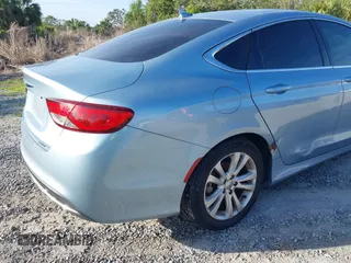 2015 Chrysler 200 Limited with VIN 1C3CCCAB9FN652573, listed as a IAAI auction lot 42073153 with 186,116 mi miles. Bid and sale history available at carsss.com. Image 12.