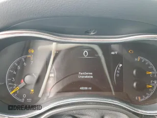 2019 Jeep Grand Cherokee Altitude z VIN 1C4RJFAG6KC670107, wystawiony jako Copart lot #55820305 z przebiegiem 48 336 mil mil oraz Szkoda całkowita • Salvage title. Historia ofert i sprzedaży dostępna na DreamBid. Obrazek 9.