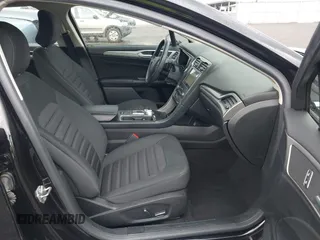 2019 Ford Fusion SE with VIN 3FA6P0HD8KR179507, listed as a IAAI auction lot 41701833 with 54,632 mi miles. Bid and sale history available at carsss.com. Image 5.
