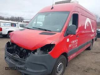 2021 Mercedes-Benz Sprinter Cargo with VIN W1Y4ECHY4MT070552, listed as a IAAI auction lot 41720548 with 110,401 mi miles and . Bid and sale history available at carsss.com. Image 18.
