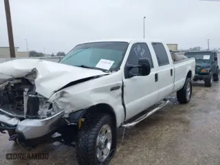 2004 Ford Super Duty F-250 XL with VIN 1FTNW21L34EA75616, listed as a IAAI auction lot 41405650 with 23,765 mi miles. Bid and sale history available at carsss.com. Image 2.