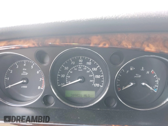 2004 Jaguar XJ 8 with VIN SAJEA71C74SG11470, listed as a IAAI auction lot 42032116 with 209,821 mi miles and . Bid and sale history available at DreamBid. Image 7.