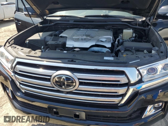 2021 Toyota Land Cruiser z VIN JTMCY7AJ9M4101638, wystawiony jako Copart lot #49609434 z przebiegiem 58 817 mil mil oraz Szkoda całkowita • Salvage title. Historia ofert i sprzedaży dostępna na DreamBid. Obrazek 12.