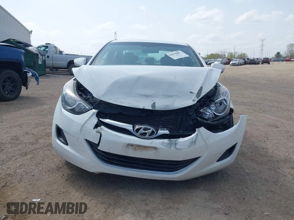 2013 Hyundai Elantra GLS z VIN 5NPDH4AE7DH328536, wystawiony jako IAAI lot #42138081 z przebiegiem 105 199 mil mil oraz . Historia ofert i sprzedaży dostępna na DreamBid. Obrazek 12.