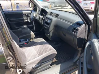 2000 Honda CR-V EX z VIN JHLRD1863YS019249, wystawiony jako IAAI lot #42422174 z przebiegiem 238 345 mil mil oraz . Historia ofert i sprzedaży dostępna na DreamBid. Obrazek 5.