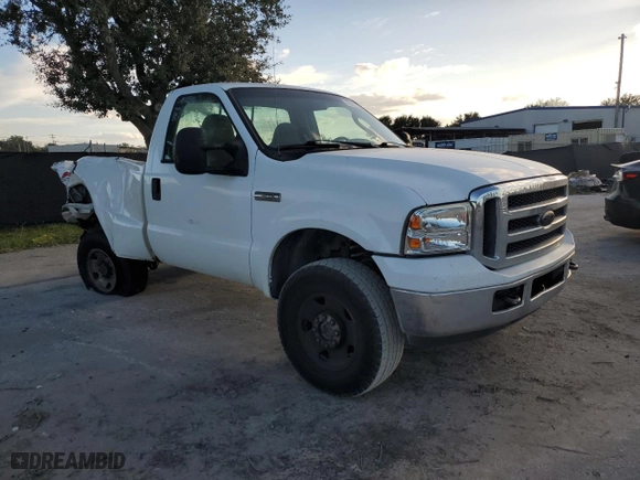 2006 Ford Super Duty F-250 XL with VIN 1FTNF21526ED78634, listed as a Copart auction lot 76741214 with 398,420 mi miles and Salvage Title. Bid and sale history available at carsss.com. Image 4.