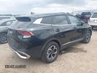 2024 Kia Sportage LX with VIN KNDPU3DFXR7285359, listed as a IAAI auction lot 42158311 with 30,928 mi miles and . Bid and sale history available at DreamBid. Image 4.