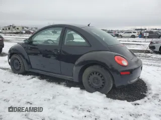 2010 Volkswagen New Beetle Coupe with VIN 3VWPG3AG6AM000247, listed as a Copart auction lot 45414795 with 115,692 mi miles and Salvage Title. Bid and sale history available at carsss.com. Image 2.