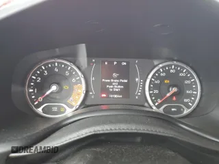 2020 Jeep Renegade Latitude with VIN ZACNJABB1LPL93994, listed as a Copart auction lot 59156105 with 101,904 mi miles and Salvage title. Bid and sale history available at DreamBid. Image 9.