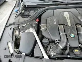 2018 BMW 7 Series 750i с VIN WBA7F0C53JGM24069, выставлен на аукционе Copart как лот 53515035 с пробегом 79 803 миль миль и Списание • Salvage title. История ставок и продаж доступна на DreamBid. Изображение 13.