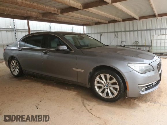 2014 BMW 7 Series 740Li with VIN WBAYE4C54ED138138, listed as a Copart auction lot 76510474 with 139,253 mi miles and Clean Title. Bid and sale history available at carsss.com. Image 4.