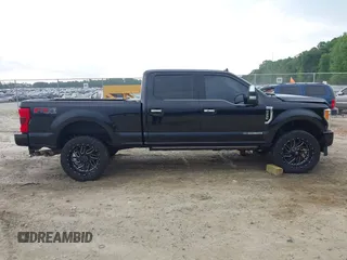2019 Ford F-250 XL with VIN 1FT7W2BT3KED98410, listed as a IAAI auction lot 42166835 with 187,659 mi miles and . Bid and sale history available at DreamBid. Image 13.