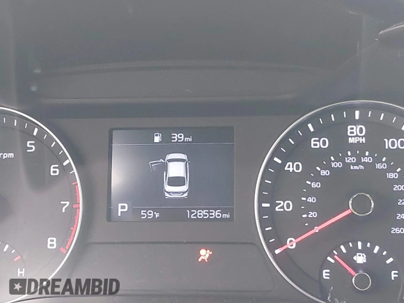 2019 Kia Forte LXS z VIN 3KPF24AD6KE041448, wystawiony jako IAAI lot #42035571 z przebiegiem 128 536 mil mil oraz . Historia ofert i sprzedaży dostępna na DreamBid. Obrazek 7.