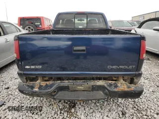 2001 Chevrolet S-10 LS with VIN 1GCCT19W918144487, listed as a Copart auction lot 84958094 with 0 mi miles and Salvage Title. Bid and sale history available at carsss.com. Image 6.