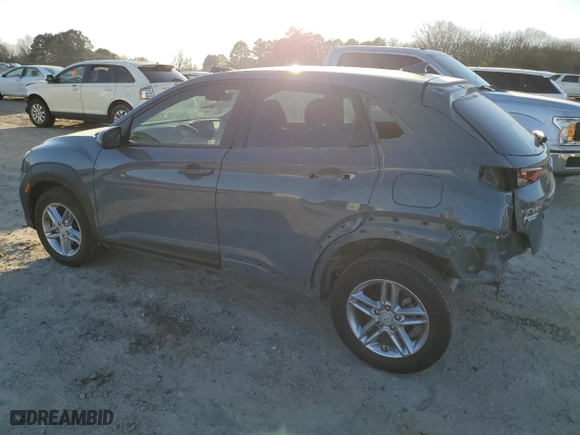 2022 Hyundai Kona SE with VIN KM8K22AB3NU763883, listed as a Copart auction lot 43555415 with 7,506 mi miles and Salvage Title. Bid and sale history available at carsss.com. Image 2.