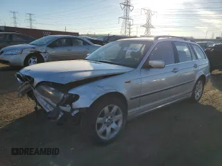 2004 BMW 3 Series 325xi with VIN WBAEP33454PF03604, listed as a Copart auction lot 76139264 with 0 mi miles and Salvage Title. Bid and sale history available at carsss.com. Image 1.