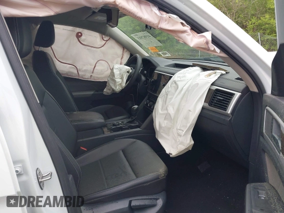 2023 Volkswagen Atlas SE with VIN 1V2HP2CA2PC509044, listed as a IAAI auction lot 41987805 with 50,080 mi miles and . Bid and sale history available at DreamBid. Image 5.