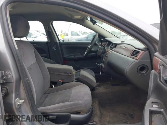 2007 Chevrolet Impala LS z VIN 2G1WB58KX79118024, wystawiony jako IAAI lot #41882495 z przebiegiem 284 343 mil mil oraz . Historia ofert i sprzedaży dostępna na DreamBid. Obrazek 5.