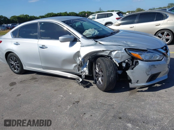 2018 Nissan Altima SV with VIN 1N4AL3AP9JC123018, listed as a IAAI auction lot 41483210 with 93,388 mi miles and . Bid and sale history available at carsss.com. Image 6.