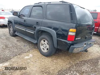 2005 Chevrolet Tahoe LT z VIN 1GNEC13T45R181817, wystawiony jako IAAI lot #41607441 z przebiegiem 280 024 mil mil oraz . Historia ofert i sprzedaży dostępna na DreamBid. Obrazek 3.