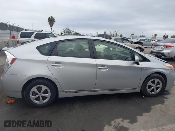 2015 Toyota Prius Four with VIN JTDKN3DU0F0477951, listed as a IAAI auction lot 41891202 with 141,991 mi miles. Bid and sale history available at carsss.com. Image 13.