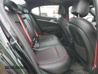 2022 Genesis G70 3.3T z VIN KMTG54TE2NU081955, wystawiony jako Copart lot #52113265 z przebiegiem 33 005 mil mil oraz Szkody całkowita. Historia ofert i sprzedaży dostępna na DreamBid. Obrazek 10.