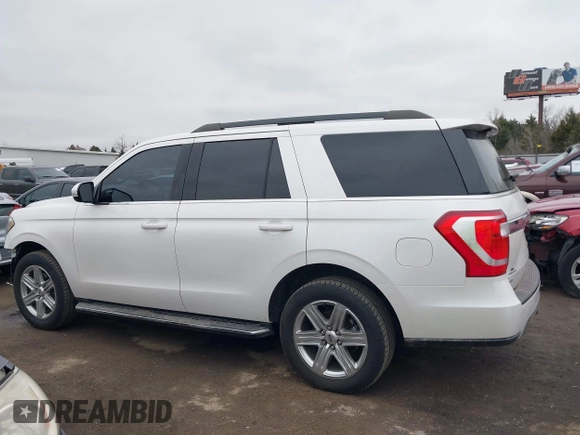 2019 Ford Expedition XLT with VIN 1FMJU1HT9KEA37773, listed as a IAAI auction lot 41537479 with 91,544 mi miles. Bid and sale history available at carsss.com. Image 15.