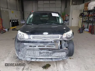 2014 Kia Soul with VIN KNDJN2A21E7032469, listed as a IAAI auction lot 41595983 with 87,651 mi miles. Bid and sale history available at carsss.com. Image 12.