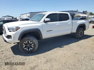 2022 Toyota Tacoma SR5 with VIN 3TMDZ5BN8NM124681, listed as a Copart auction lot 52559045 with 43,115 mi miles and Salvage title. Bid and sale history available at DreamBid. Image 1.
