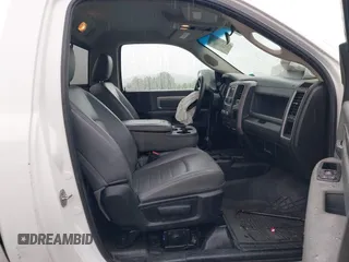 2018 Ram 2500 with VIN 3C6MR5AL8JG378889, listed as a IAAI auction lot 42515651 with 187,834 mi miles and . Bid and sale history available at DreamBid. Image 5.
