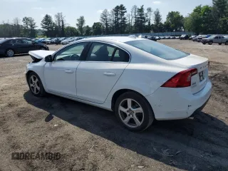 2013 Volvo S60 T5 Premier with VIN YV1612FS5D1228372, listed as a Copart auction lot 61927585 with 98,451 mi miles and Salvage title. Bid and sale history available at DreamBid. Image 2.