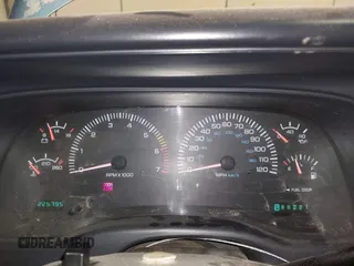 2000 Dodge Dakota Sport with VIN 1B7GG22N3YS639309, listed as a IAAI auction lot 41771758 with 225,795 mi miles and . Bid and sale history available at carsss.com. Image 7.