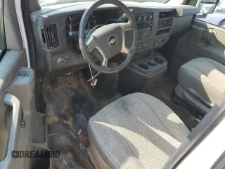 2019 Chevrolet Express Commercial with VIN 1GB0GRFG4K1196465, listed as a Copart auction lot 66754394 with 103,770 mi miles and Salvage Title. Bid and sale history available at carsss.com. Image 8.