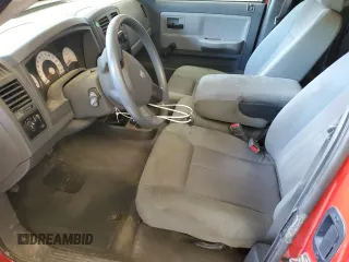 2005 Dodge Dakota ST with VIN 1D7HW22K95S236742, listed as a Copart auction lot 54056535 with 90,638 mi miles and Salvage title. Bid and sale history available at DreamBid. Image 7.