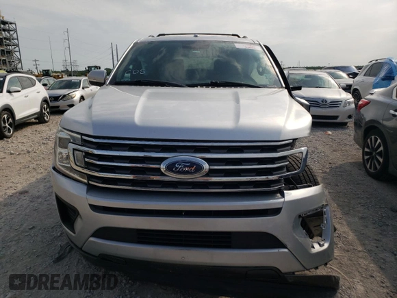 2018 Ford Expedition XLT с VIN 1FMJU1HT2JEA40304, выставлен на аукционе Copart как лот 57799405 с пробегом Не указан миль и Чистый • Clean title. История ставок и продаж доступна на DreamBid. Изображение 5.
