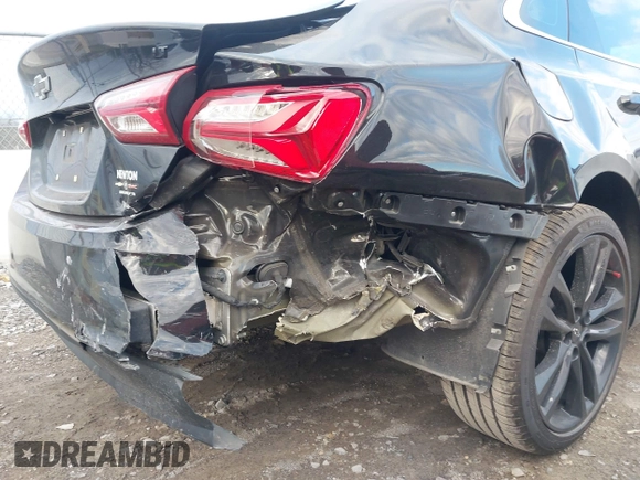 2022 Chevrolet Malibu LT with VIN 1G1ZD5ST5NF120941, listed as a IAAI auction lot 41255004 with 44,658 mi miles and . Bid and sale history available at DreamBid. Image 6.