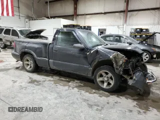 2002 GMC Sonoma SLS with VIN 1GTCS14WX28239250, listed as a Copart auction lot 46291075 with 186,402 mi miles and Salvage Title. Bid and sale history available at carsss.com. Image 4.
