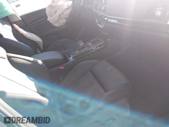 2018 Audi Q5 Prestige with VIN WA1CNAFYXJ2126447, listed as a IAAI auction lot 41033654 with 54,204 mi miles. Bid and sale history available at carsss.com. Image 5.