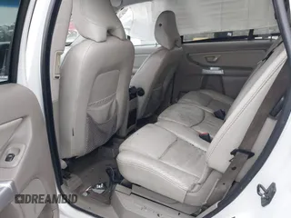 2005 Volvo XC90 with VIN YV1CZ852551207541, listed as a IAAI auction lot 42025006 with 172,950 mi miles and . Bid and sale history available at DreamBid. Image 8.