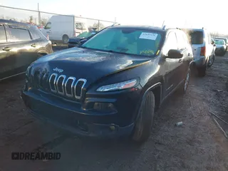 2015 Jeep Cherokee Latitude z VIN 1C4PJMCS0FW512153, wystawiony jako IAAI lot #41649376 z przebiegiem 147 910 mil mil oraz . Historia ofert i sprzedaży dostępna na DreamBid. Obrazek 17.