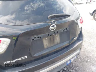 2013 Nissan Pathfinder SL z VIN 5N1AR2MM7DC615387, wystawiony jako IAAI lot #42465319 z przebiegiem 198 712 mil mil oraz . Historia ofert i sprzedaży dostępna na DreamBid. Obrazek 6.