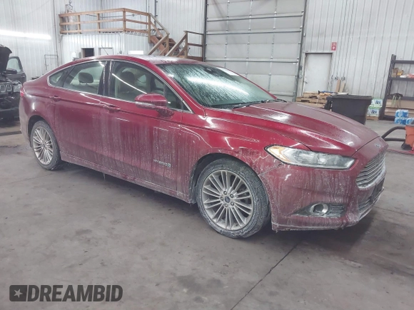 2014 Ford Fusion SE Hybrid with VIN 3FA6P0LU5ER136237, listed as a IAAI auction lot 41590088 with 174,009 mi miles. Bid and sale history available at carsss.com. Image 1.