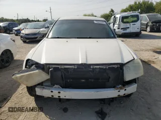 2007 Dodge Magnum z VIN 2D4FV47V77H776624, wystawiony jako Copart lot #70665334 z przebiegiem 211 212 mil mil oraz Szkoda całkowita • Salvage title. Historia ofert i sprzedaży dostępna na DreamBid. Obrazek 5.