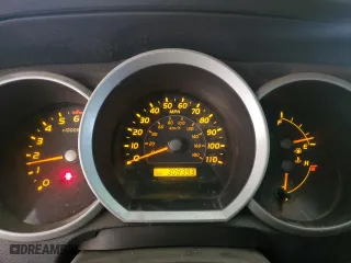 2006 Toyota 4Runner SR5 with VIN JTEBT14R960059390, listed as a Copart auction lot 44984025 with 308,393 mi miles and Salvage Title. Bid and sale history available at carsss.com. Image 9.