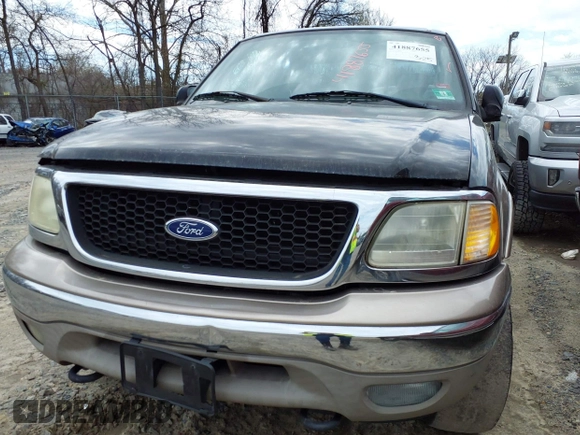 2003 Ford F-150 XL with VIN 1FTRX18L53NB01663, listed as a IAAI auction lot 41887655 with 177,914 mi miles. Bid and sale history available at carsss.com. Image 13.