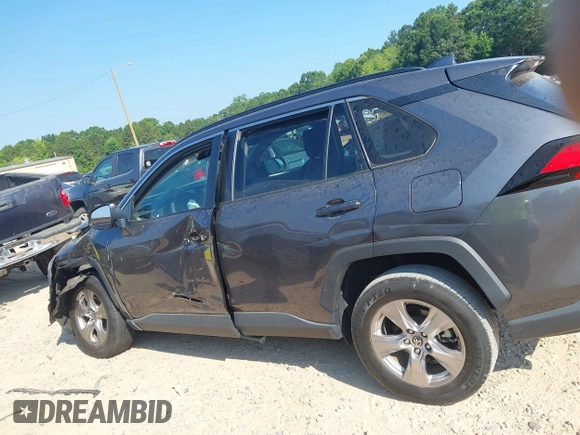 2022 Toyota RAV4 XLE with VIN 2T3W1RFV6NC194245, listed as a IAAI auction lot 42608311 with 36,491 mi miles and . Bid and sale history available at DreamBid. Image 14.