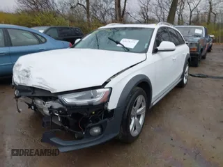2013 Audi allroad Premium Plus with VIN WA1UFAFL8DA139987, listed as a IAAI auction lot 40978375 with 92,862 mi miles. Bid and sale history available at carsss.com. Image 17.